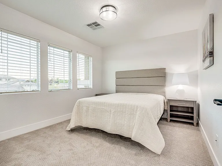 11086 Evvie Ln — Photo 25