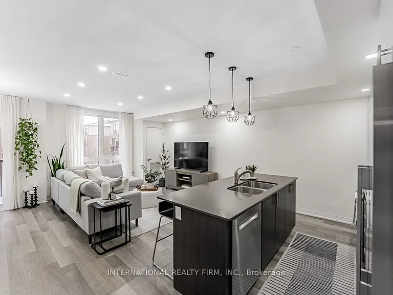 1206 Main St E #211 — Photo 8
