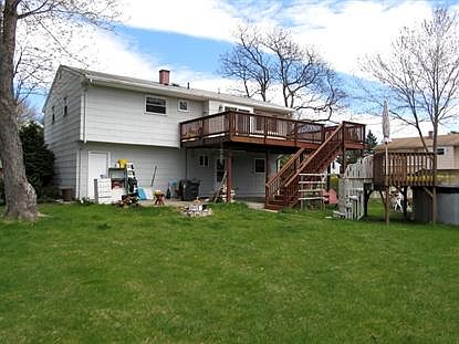 2nd image of 10 Hampton Rd