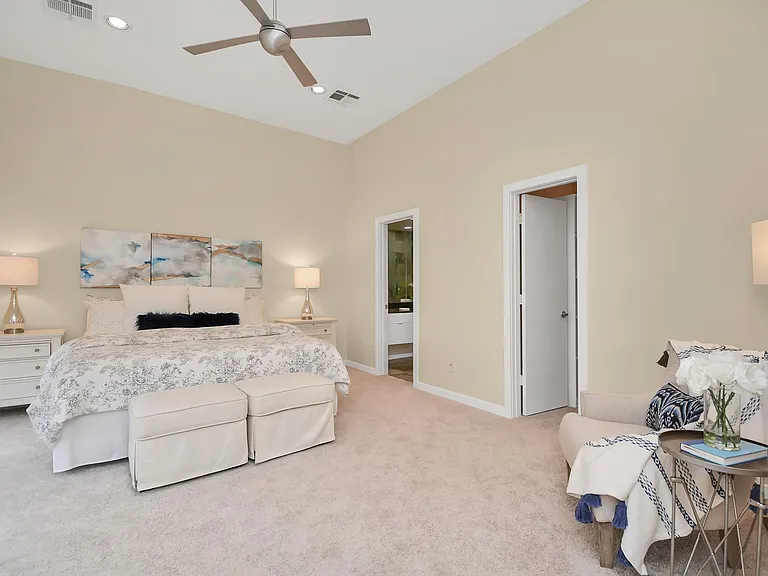 1118 Columbus St #B — Photo 19