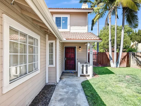 2104 N Mammoth Pl, Escondido, CA 92029