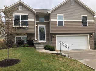 1814 N 207th St, Elkhorn, NE 68022