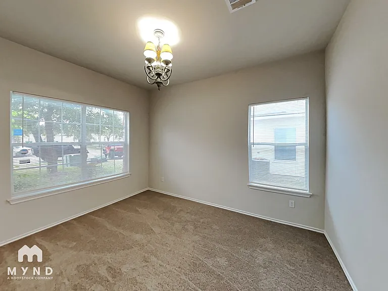 13316 Marie Ln — Photo 6