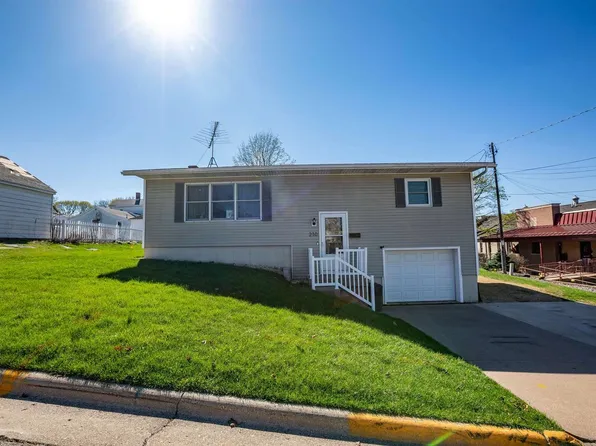 210 S Union Street, Dodgeville, WI 53533