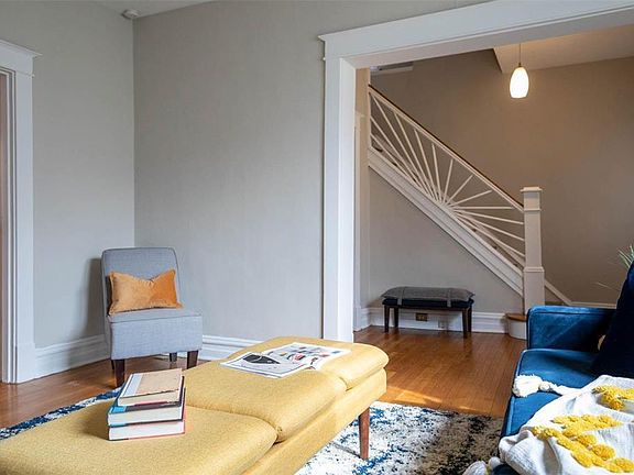 5th image of 1117 Forest Ave