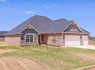 25304 Scarlett St, Cashion, OK 73016
