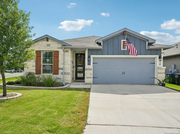 4938 Oxbow, St Hedwig, TX 78152