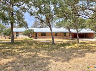 301 Private Road 904, Georgetown, TX 78633