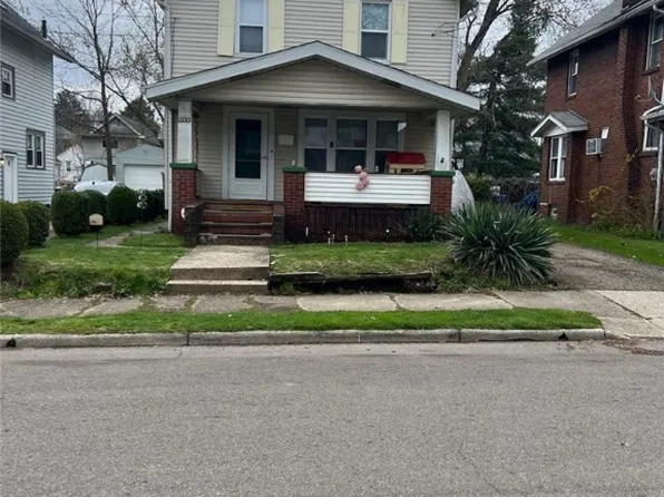880 Columbia Ave, Akron, OH 44310