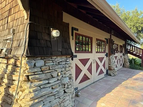5 Valley Hills Ln — Photo 2
