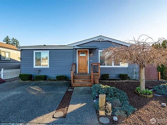 2nd image of 4751 Birch Bay Lynden Road #153