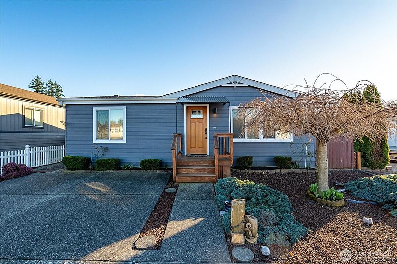 2nd image of 4751 Birch Bay Lynden Road #153