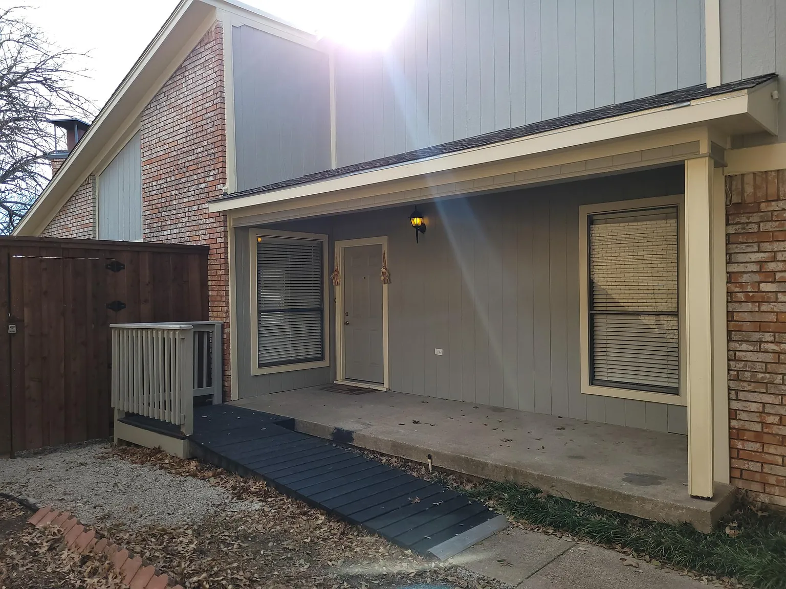 3 bed, 1710 sqft, $2,050 — Photo 2