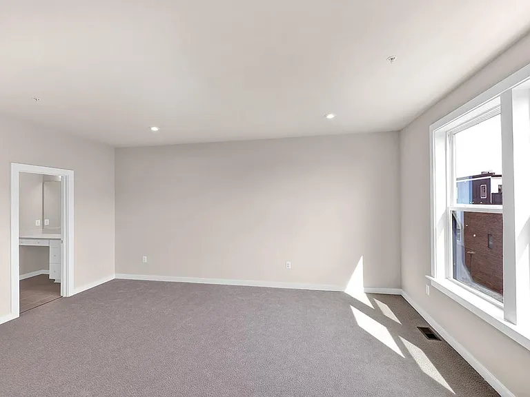 16124 Connors Way — Photo 34