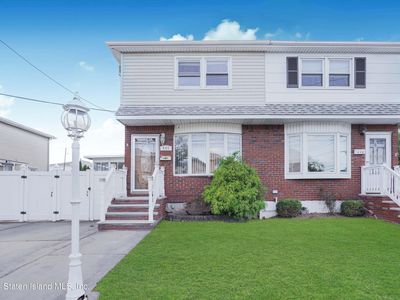 482 Naughton Ave, Staten Island, NY, 10305