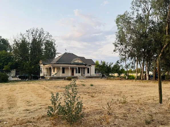 15677 Betters Rd, Madera, CA 93636