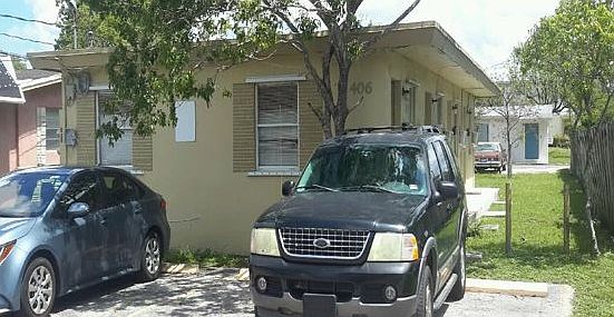 1st image of 406 NW 7th Ct APT 4
