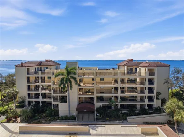 6460 MOURNING DOVE DRIVE #305, BRADENTON, FL 34210