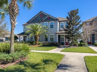 5804 Village Center Dr, Lithia, FL 33547