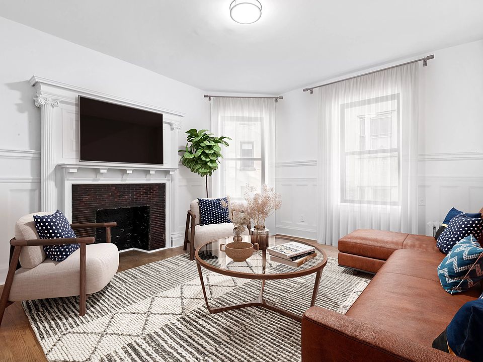 1st image of 310 W 99th St #201