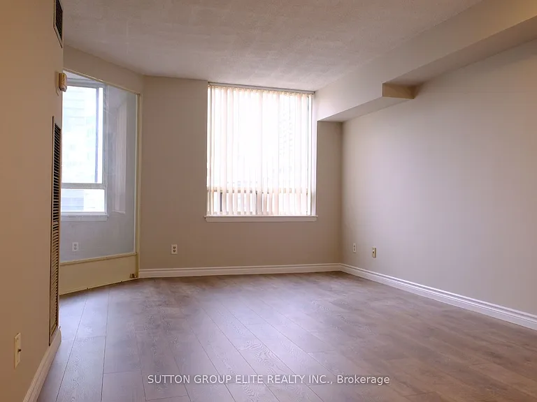 633 Bay St #2502 — Photo 5