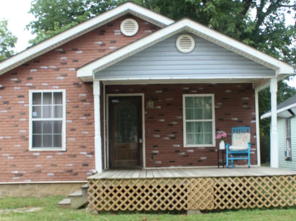 91 Holly St, Jackson, TN 38301
