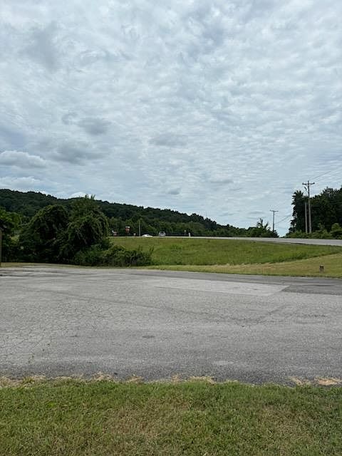 1st image of 620 E Main St