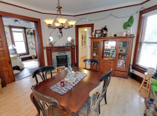 1634 N Astor St FLOOR 1, Milwaukee, WI 53202