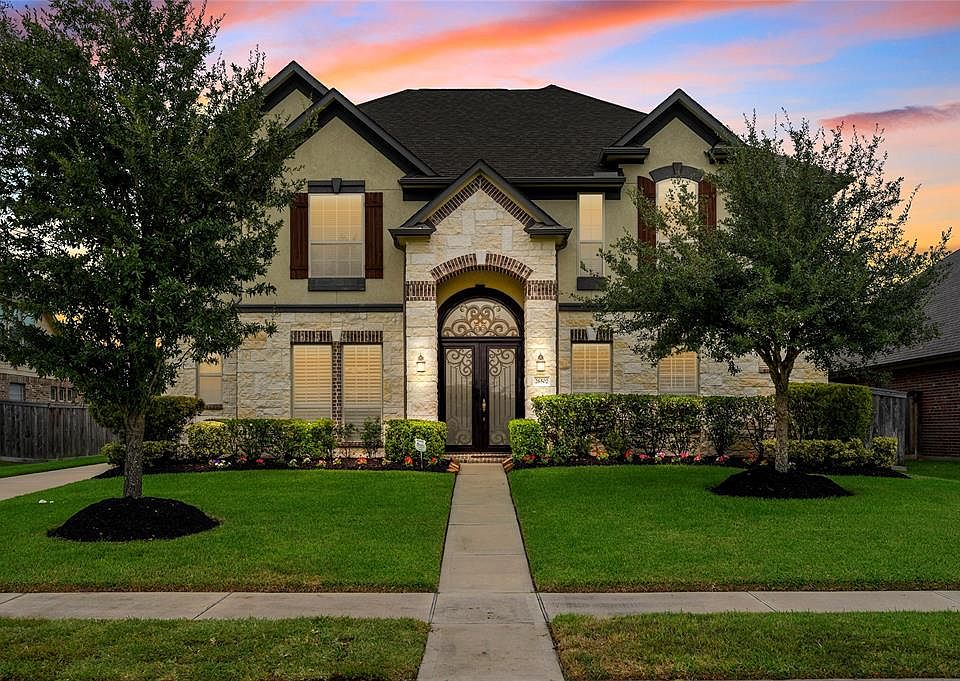 1st image of 26502 Wooded Hollow Ln