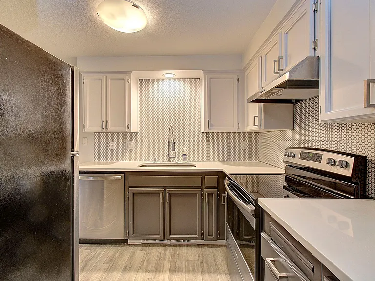 607 SE 121st Ave #39 — Photo 10