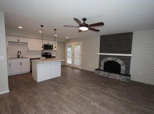 8540 E Beverly St, Tucson, AZ 85710