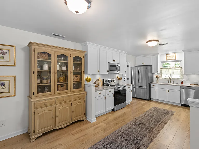 524 Rodney Ln — Photo 7
