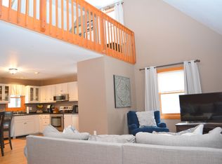 10 Fox Run, Grantham, NH 03753