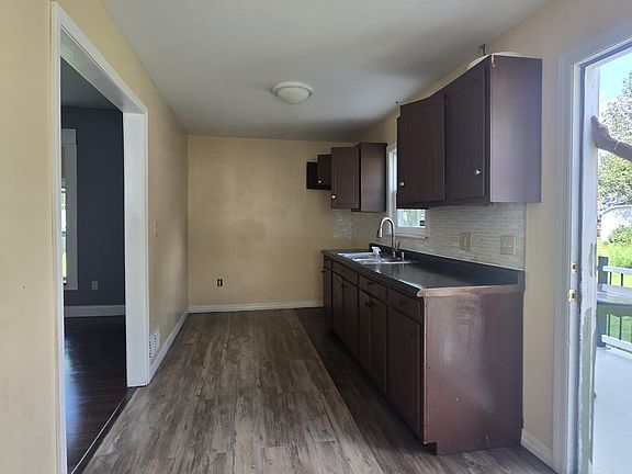 3rd image of 777 Spruce Ave
