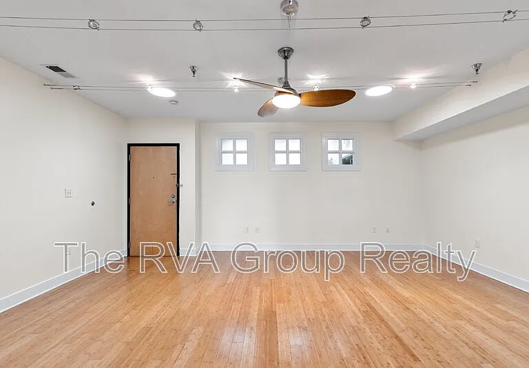 110 W Marshall St #27 — Photo 20