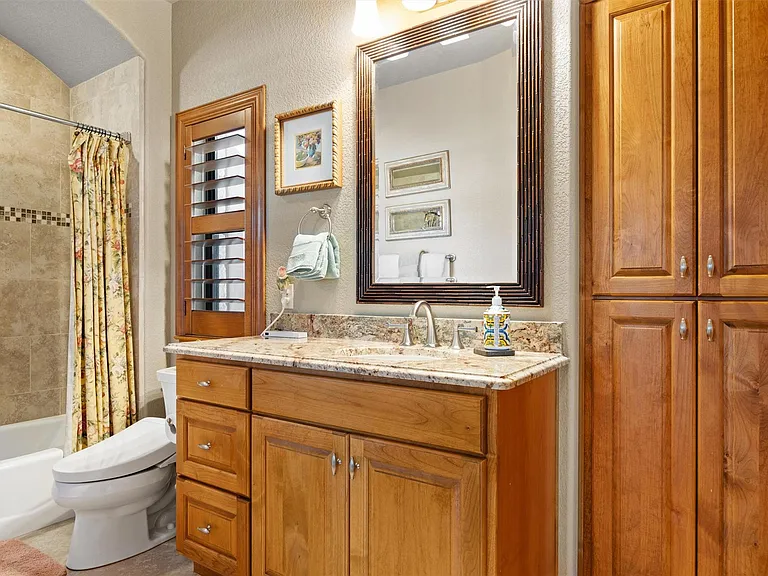 203 Pristine Ln — Photo 28