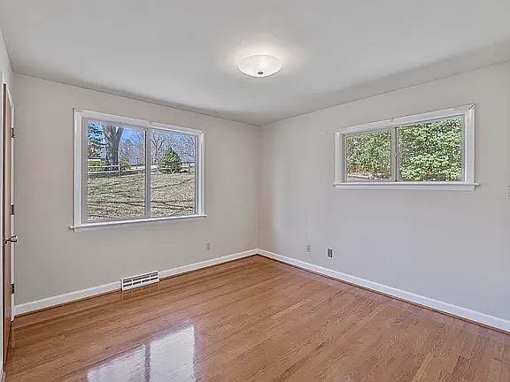 104 Cherokee Ct — Photo 6