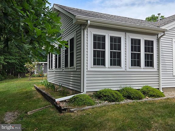 4th image of 9 Dove Tree Ct