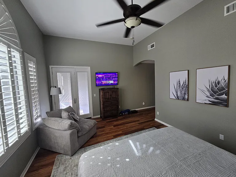 150 N Lakeview Blvd #16 — Photo 8