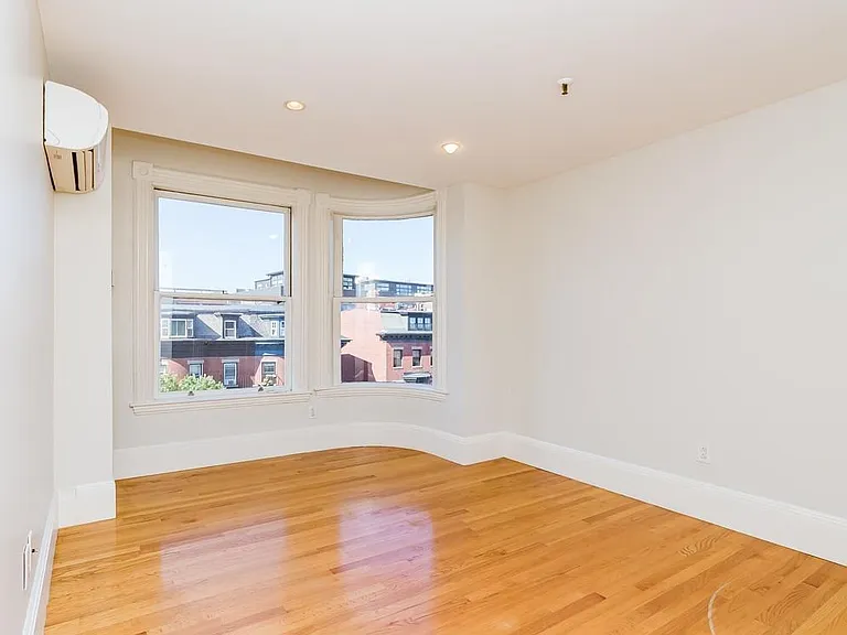 492 Massachusetts Ave #52 — Photo 7