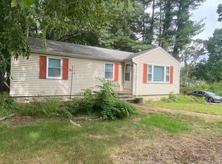 266 Lowell St, Wilmington, MA 01887