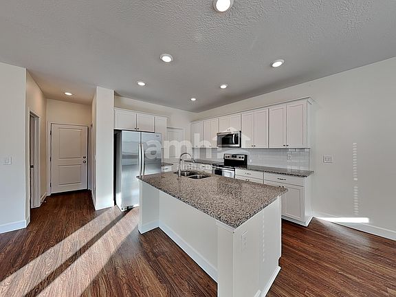 4th image of 2348 E Wild Horse Way