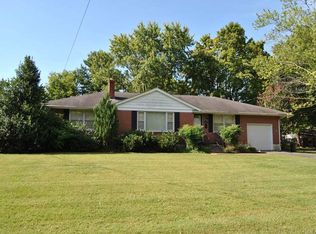 805 Roselawn Way, Bowling Green, KY 42104