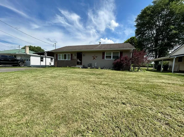 16 Crescent Dr, Painted Post, NY 14870