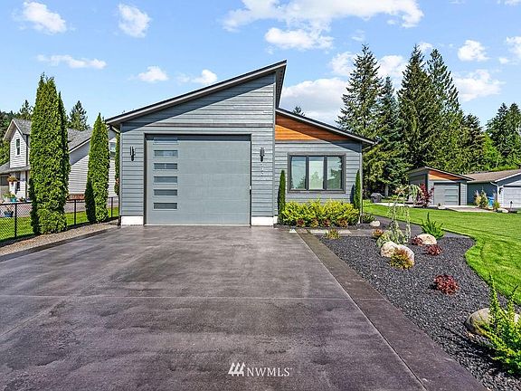 3rd image of 137 Steelhead Dr