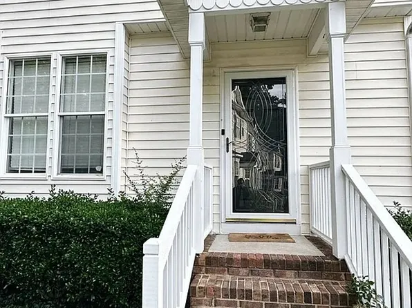 2226 Trailwood Valley Cir, Raleigh, NC 27603
