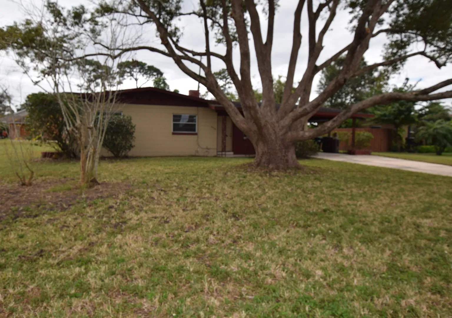 3 Bedroom, 1.5 Baths Single Family Home For Rent at 3538 Kramer Lane Orlando, FL 32806 — Photo 4