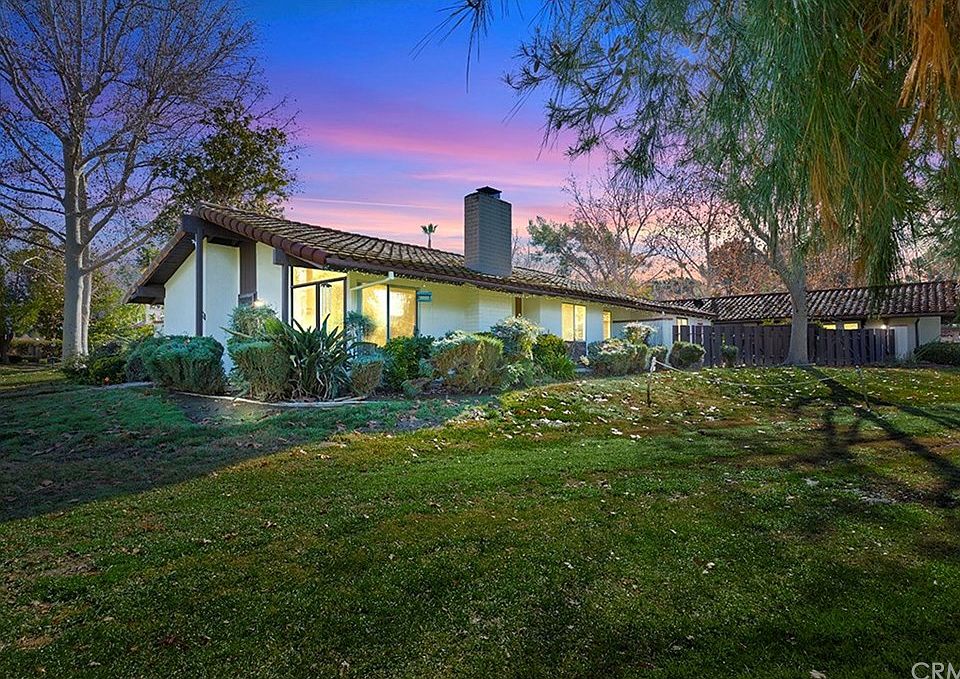 1st image of 1369 Seven Hills Dr