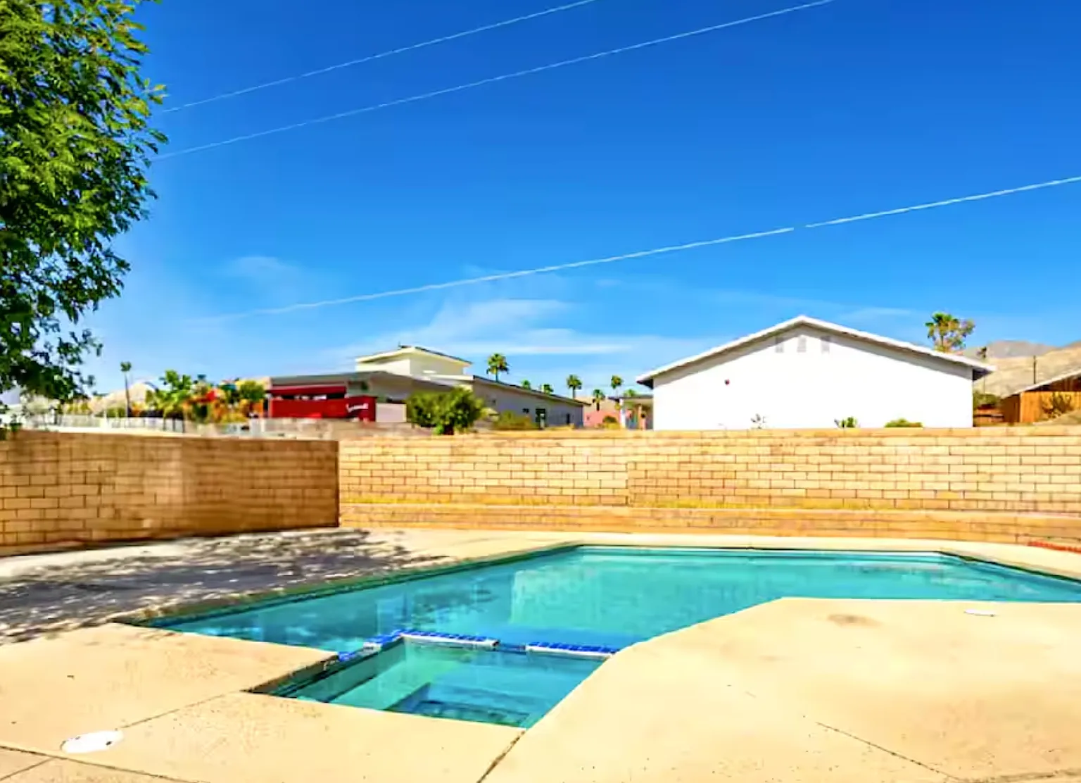 4 bed, 2002 sqft, $2,700 — Photo 1