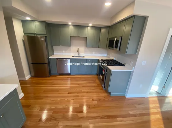 42 Almont St, Medford, MA